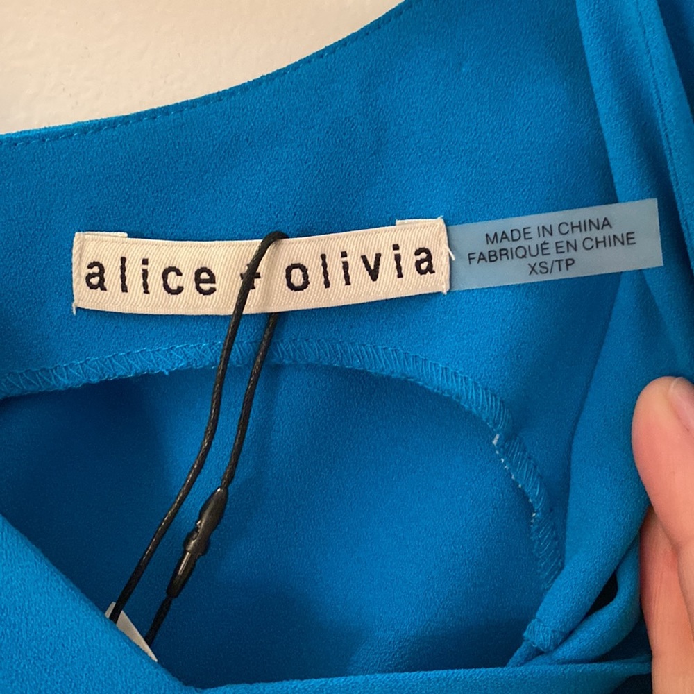 Alice + Olivia Crop Top - Picture 5 of 7